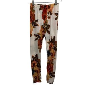 Frumos Clothing Pants